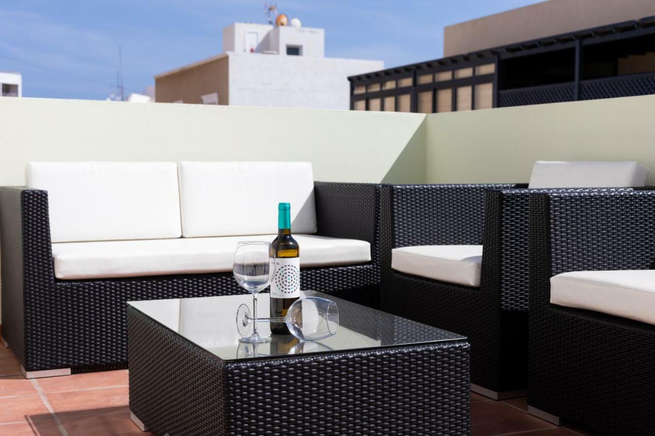 Rooms & Suites Terrace 3A Арресифе Экстерьер фото
