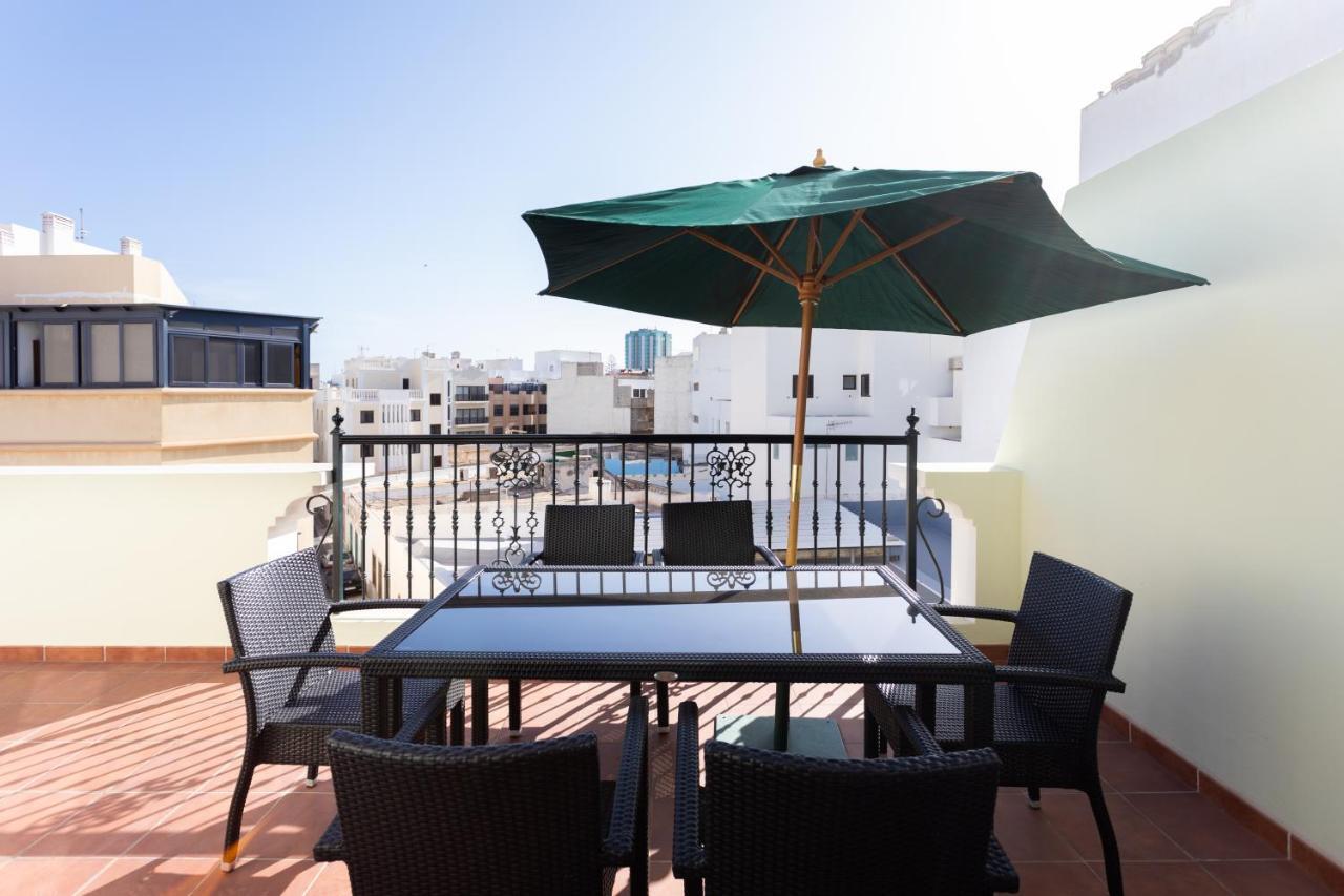 Rooms & Suites Terrace 3A Арресифе Экстерьер фото